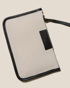 Hereu Studio Delta><noscript><img width=