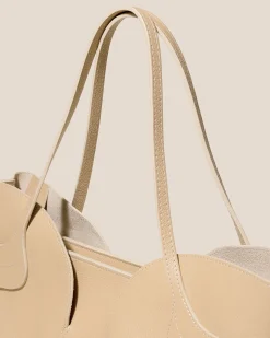 Hereu Studio Sepal L Grainy> Shoulder Bags