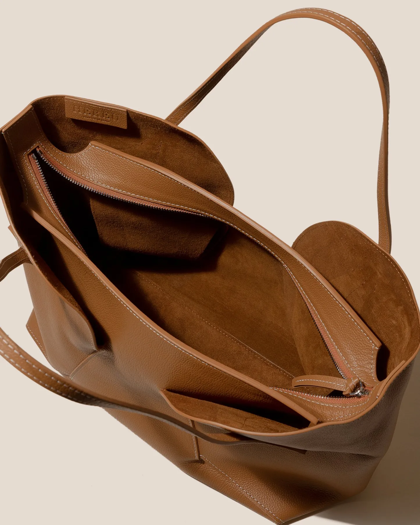 Hereu Studio Sepal L Grainy> Shoulder Bags