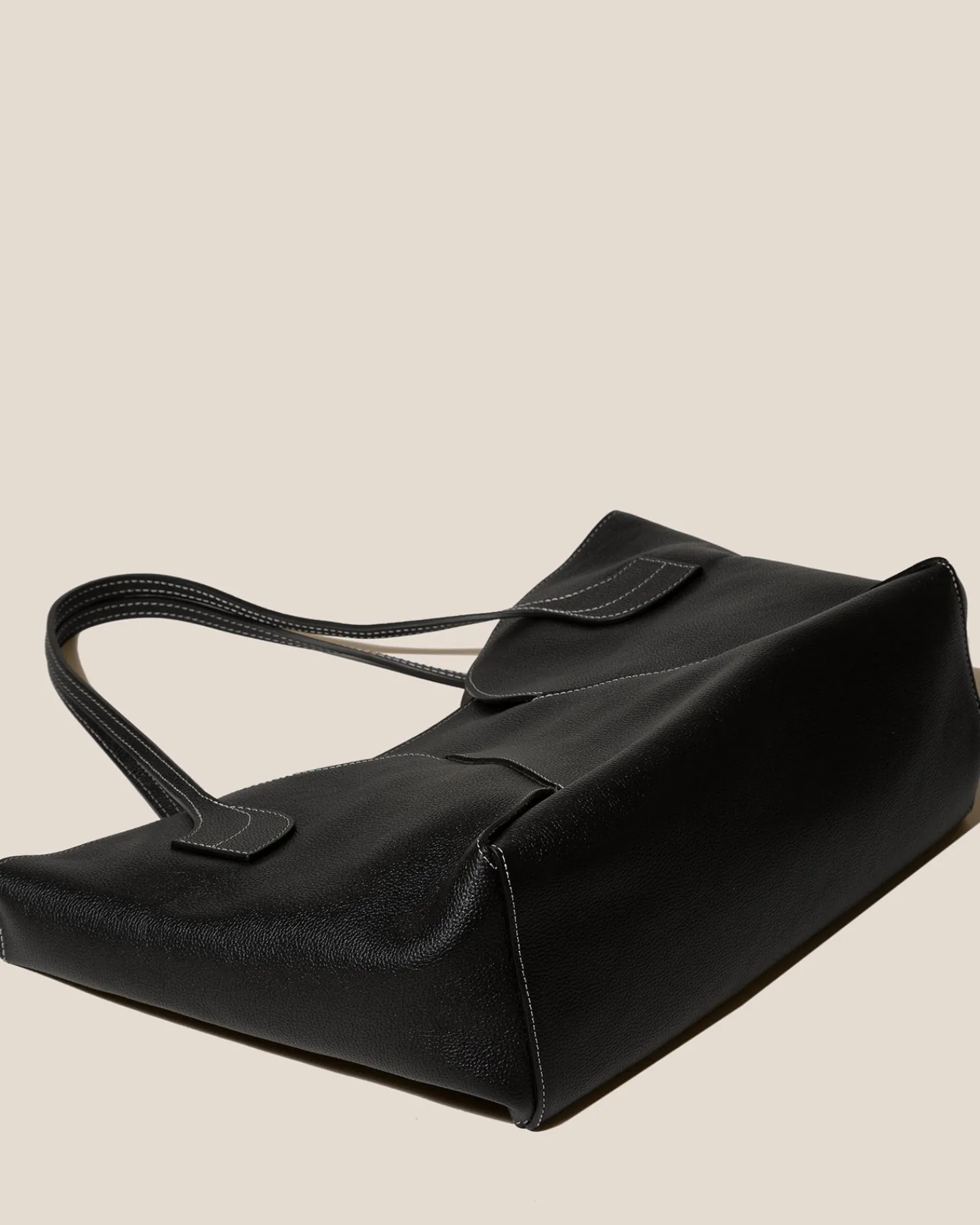 Hereu Studio Sepal L Grainy> Shoulder Bags